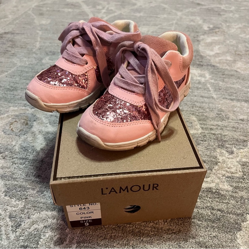 L’Amour Estelle Pink Glitter Sneakers Toddler Size 9